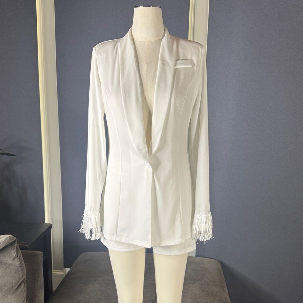 Women’s White Blazer & Shorts 2 Piece Set Fringe Detail Party Club Size S NEW